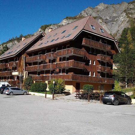 Appartement De Type 3 Allos Buitenkant foto